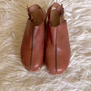 Free People clogs